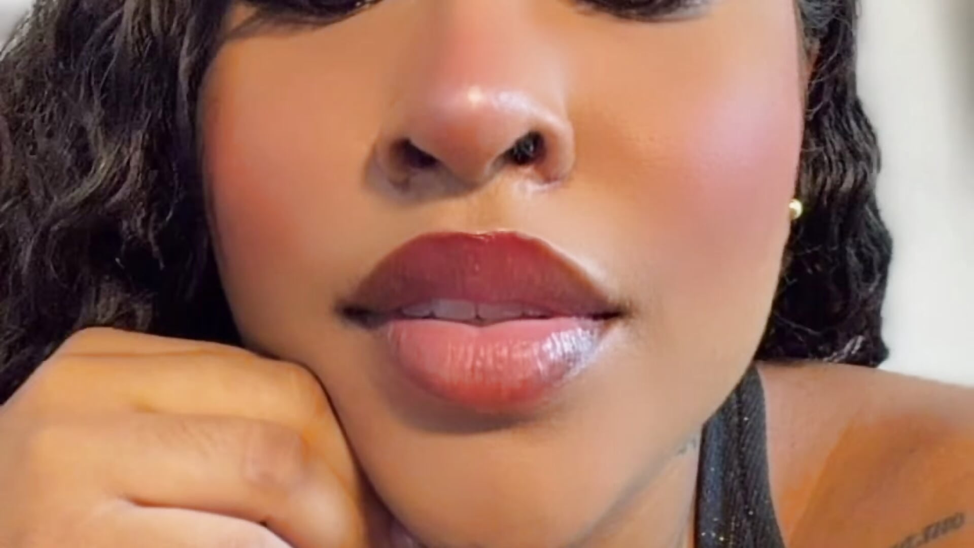 😋😋 - فيديو من izzybelmonth12 موديل الكام