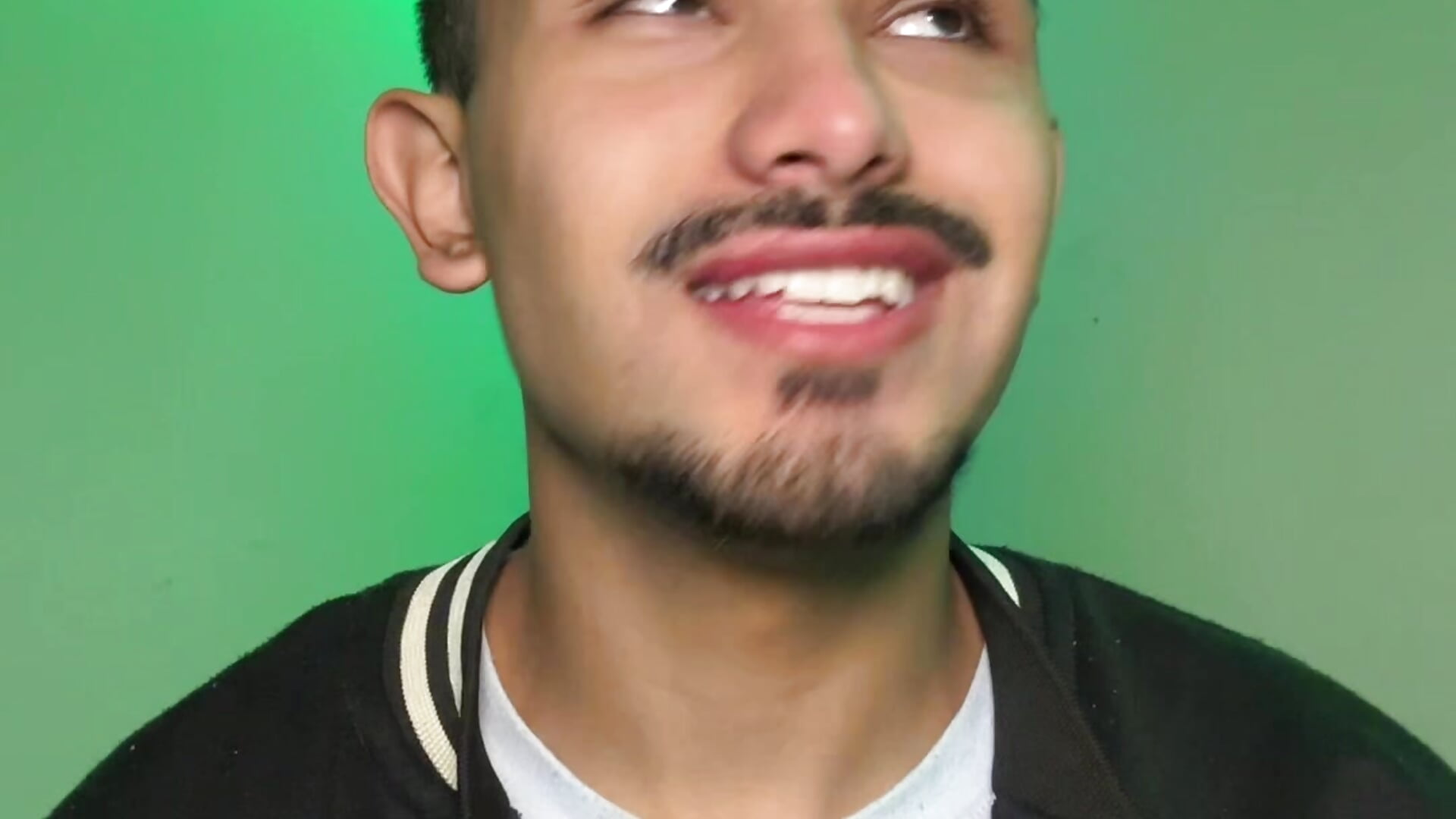 I just wanted a kiss - video di juancho_hairy modella di cam