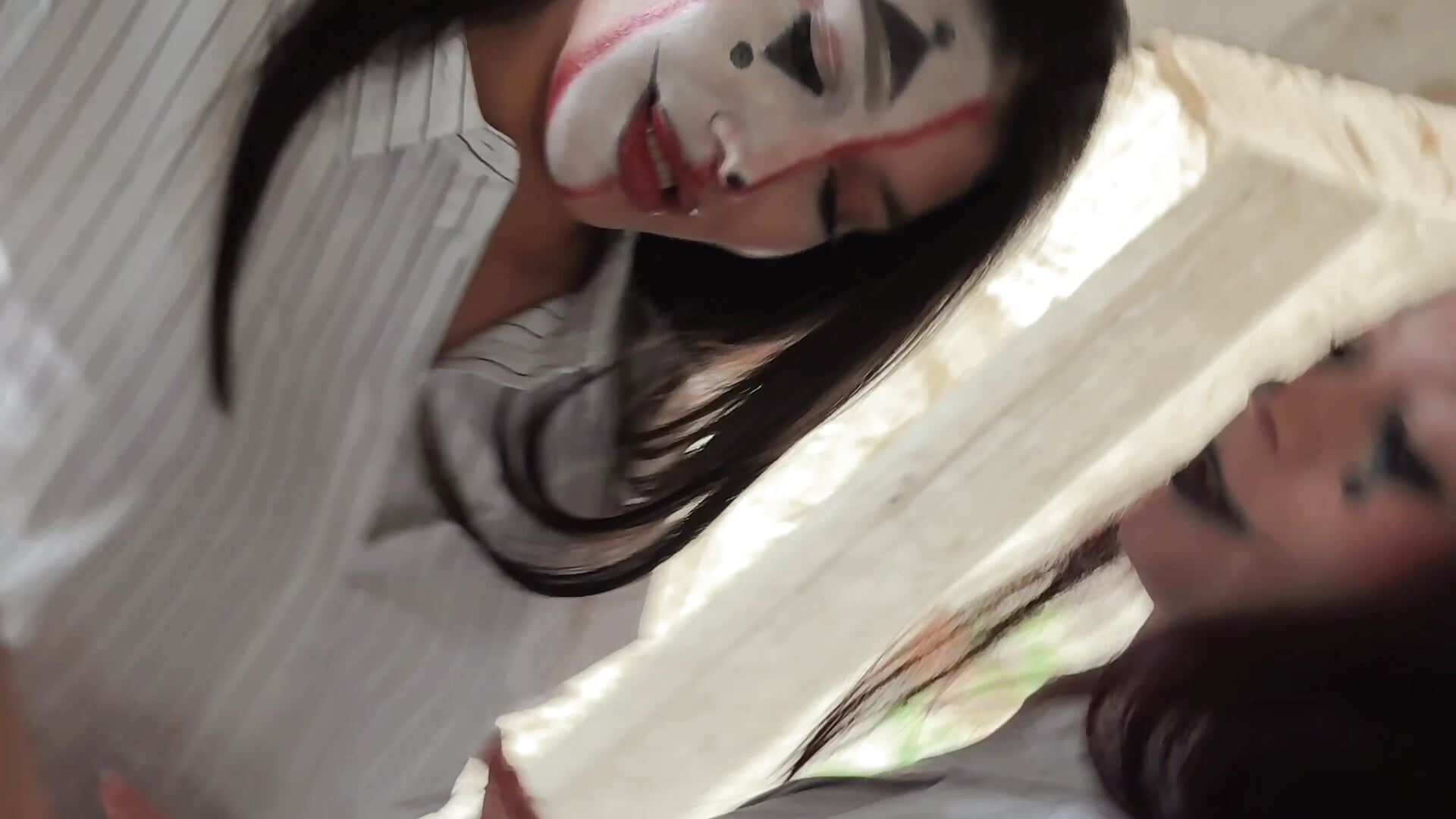 KISS OF CHAOS - vídeo de RussianGirls_