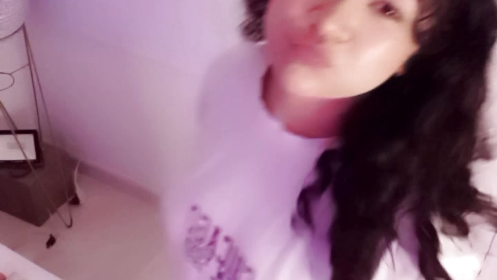 Hello💜🤭🫣 - rossie_lanie_ 캠 모델의 동영상