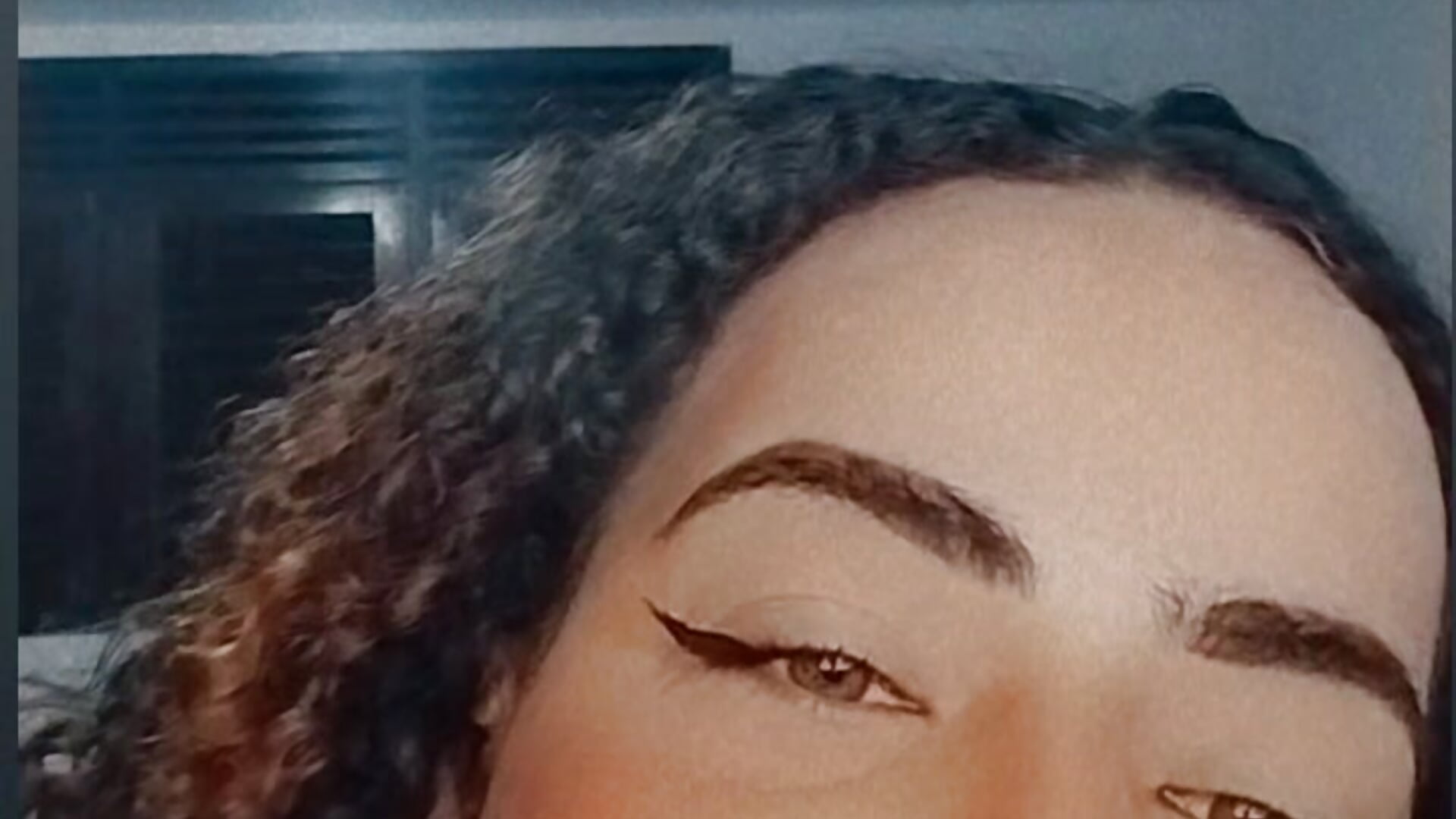 1000035207 - video av hotwifeplus cam model