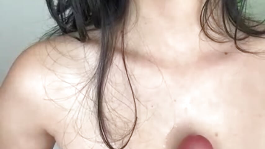 MASTURBATION WITH MY TITS 😏