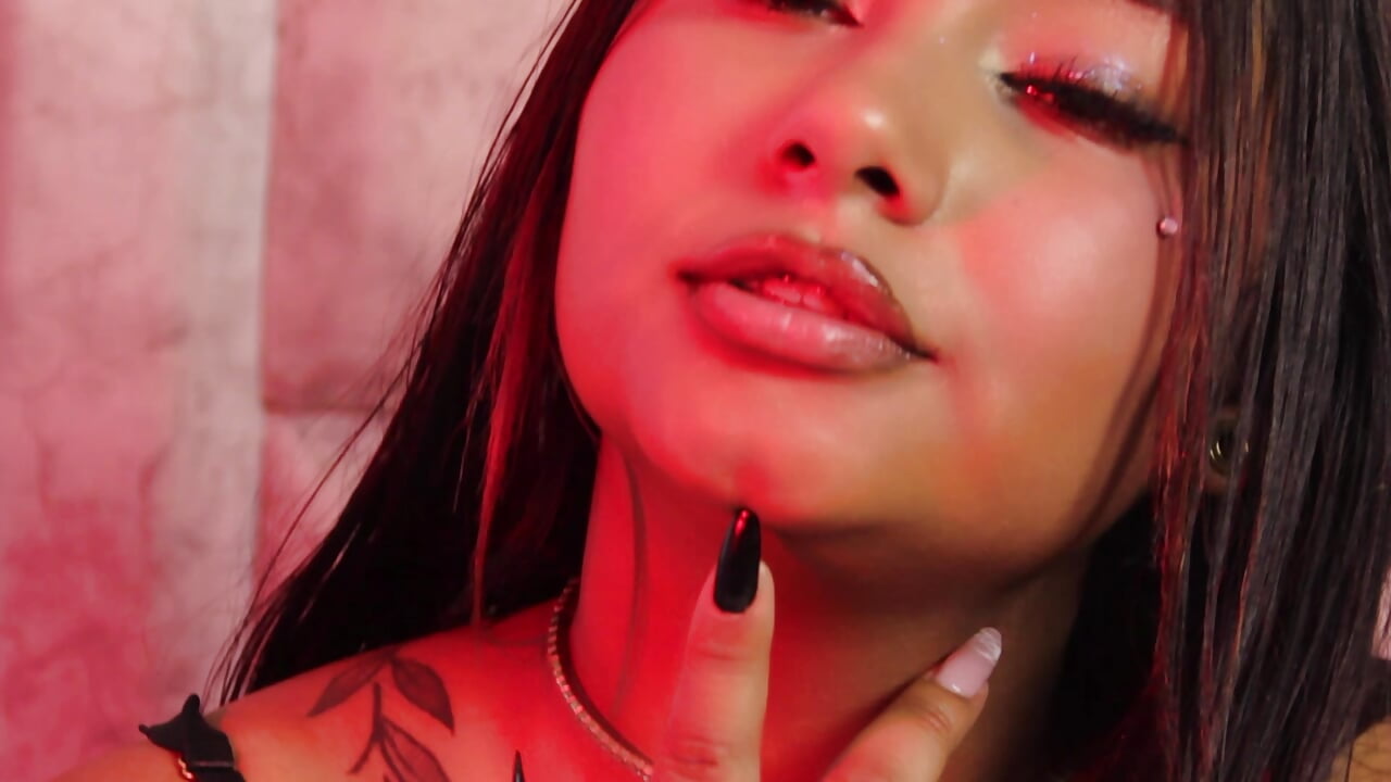 profile-intro-video-1769296662 - video av tinna_noa cam-modell