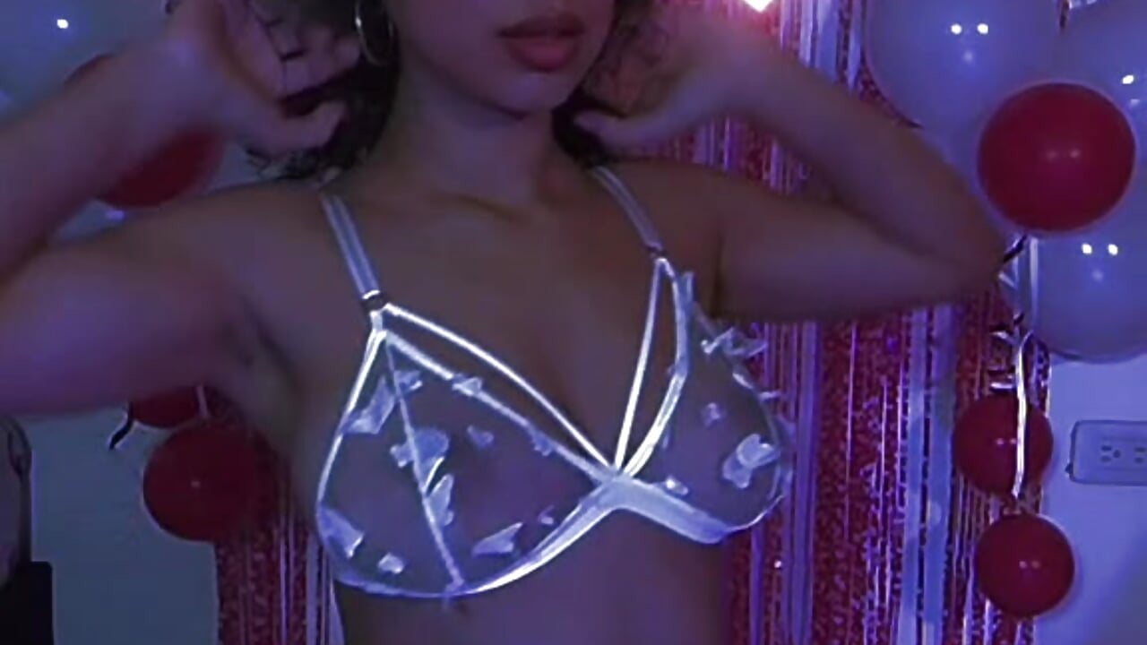 ❣️💋Sexy Valentine's Day video 💋❣️ - video by Conejita_lis cam model