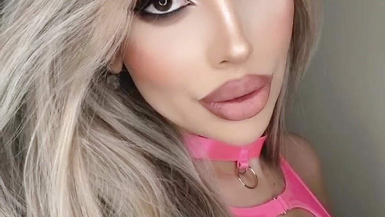 Kissess - clip cu ClaireLust model videochat
