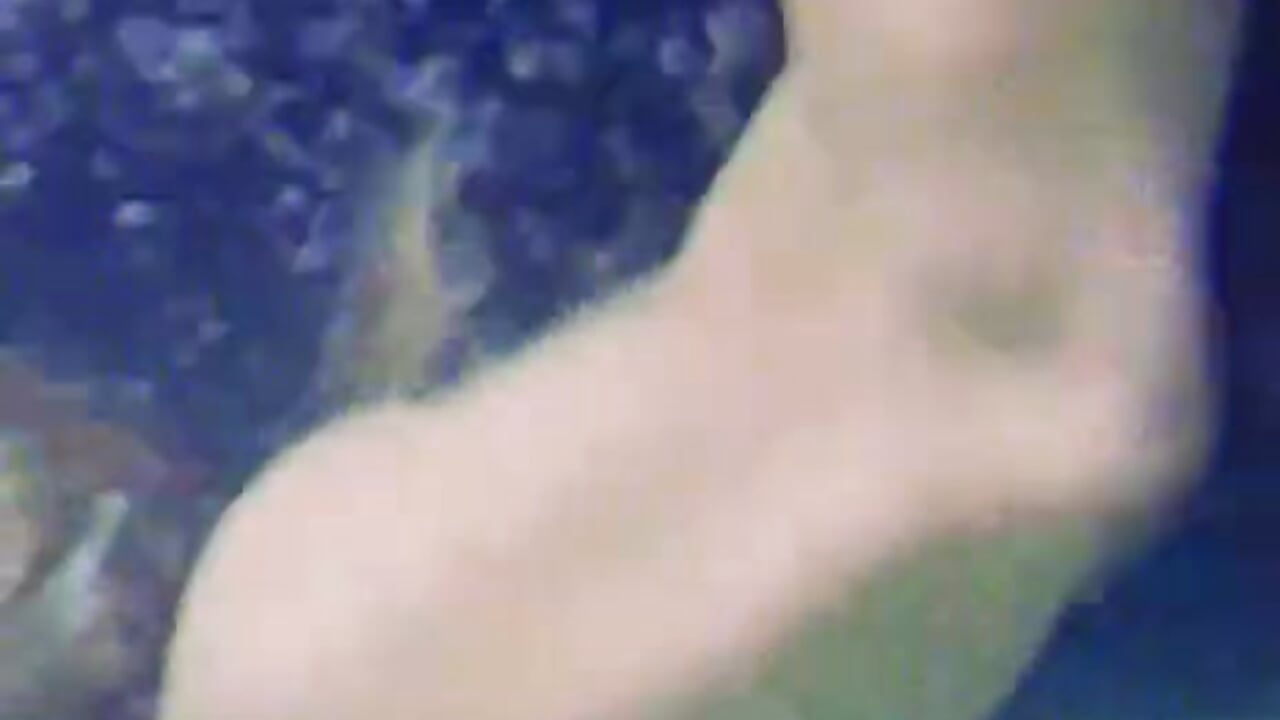 Who loves to swim? Can I join you? 🤭 - video by itsduchess cam model