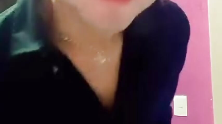 Noches – video od webkamerové modelky FerFajardo69