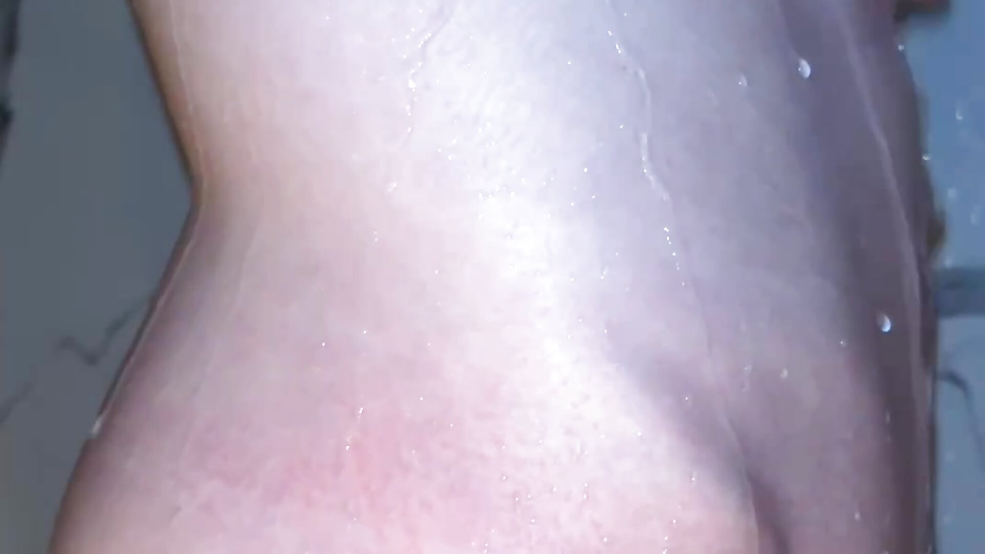 Shower video - vidéo du modèle de showcams Eddy_Blare