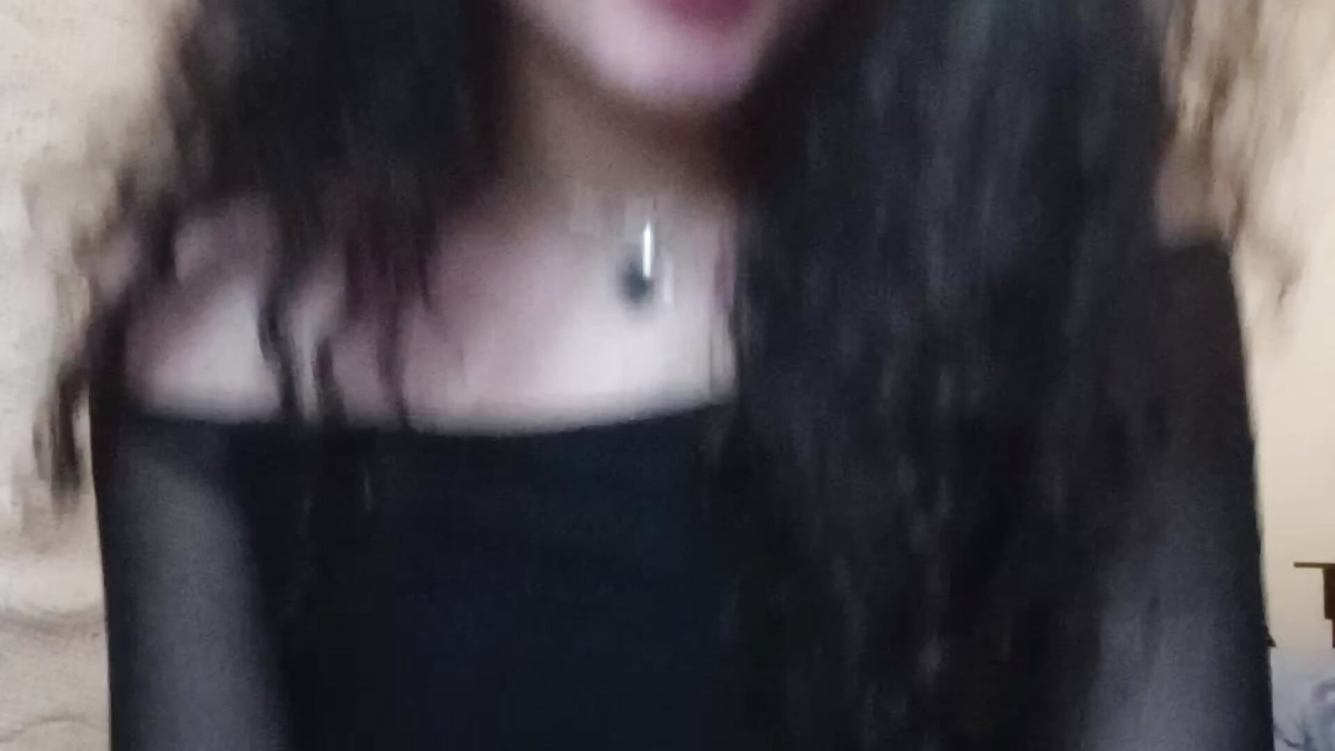 VID_20251107_172041 – video af TheHellebora cam-model