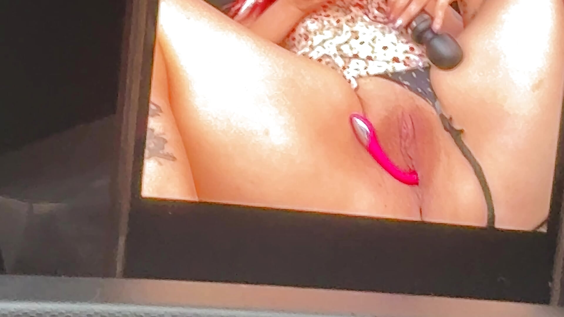 FUCK MY DOMI IN DRIVE 🫨🫣💦💦💦 - video by RojitasTeaseX_ cam model