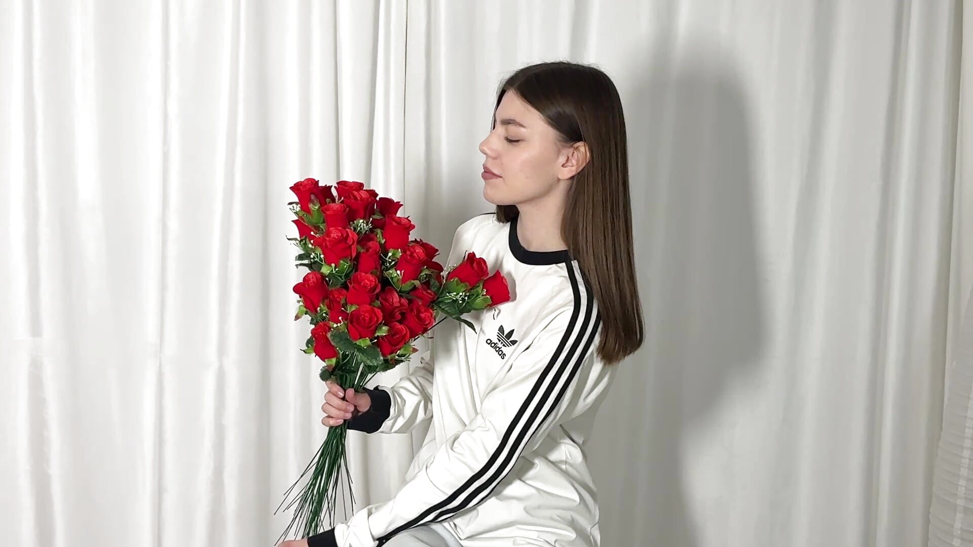 A Moment of Joy - video của người mẫu cam NeidaGowing