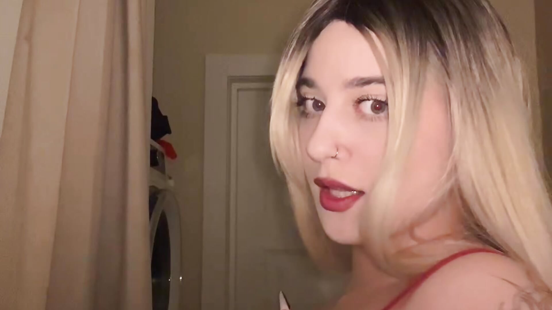 ❤️‍🔥 - video oleh model kamera BabYRouge