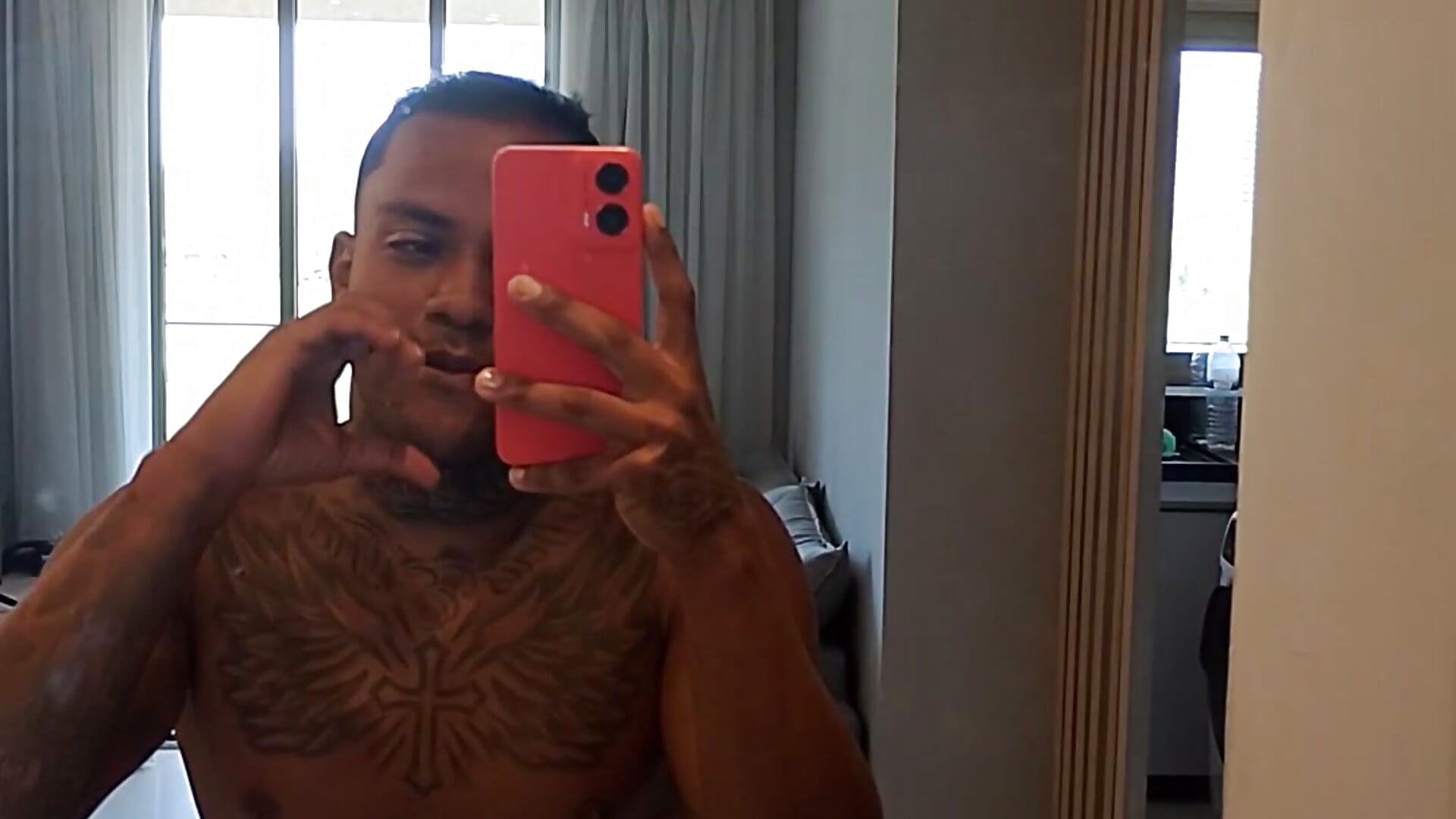 1000240981 – video modela na kameri Coringa777rj