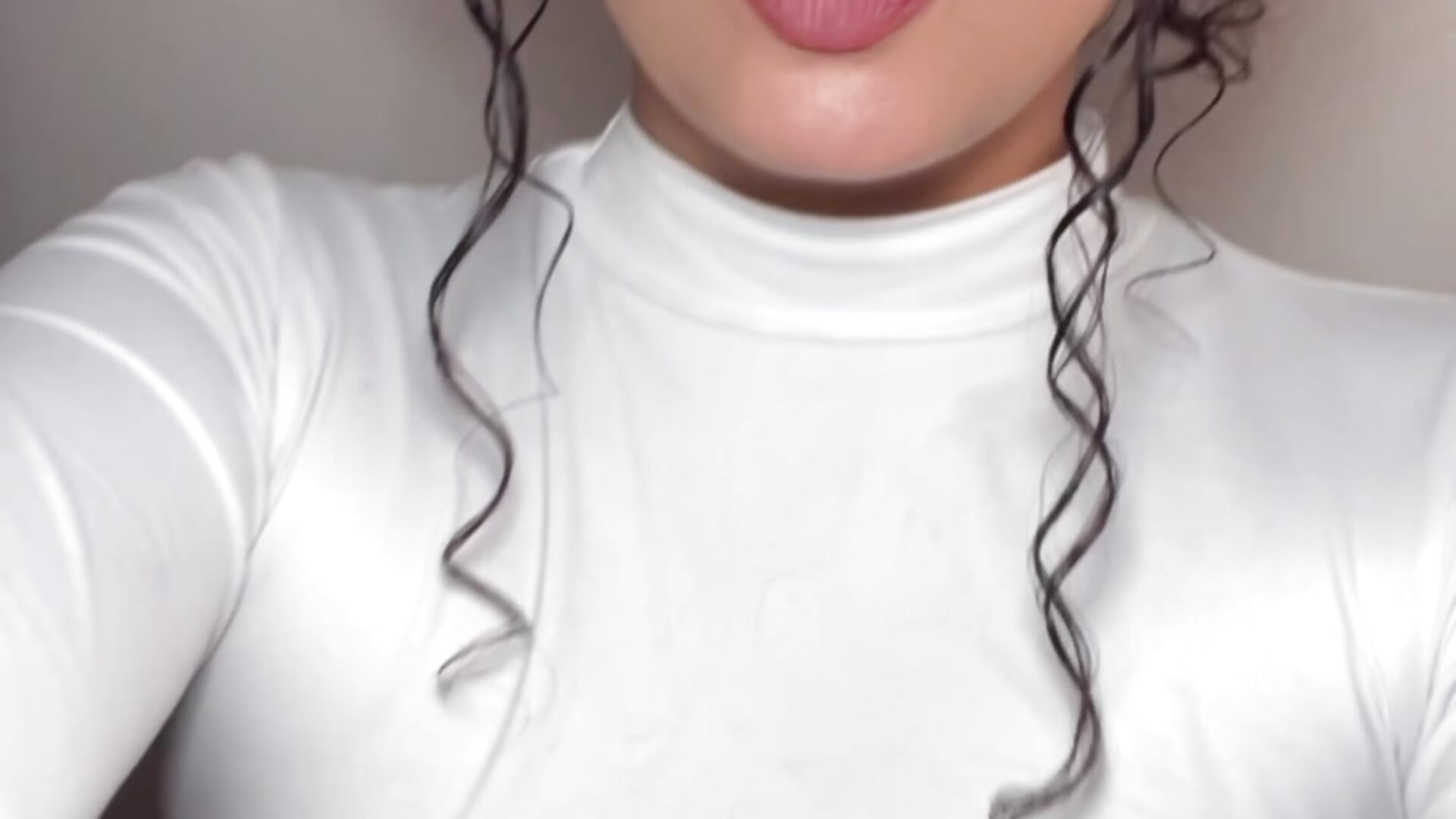 DB2D372D-A94C-492A-A77D-ABC3CDA01024 - video by ivone-mon cam model