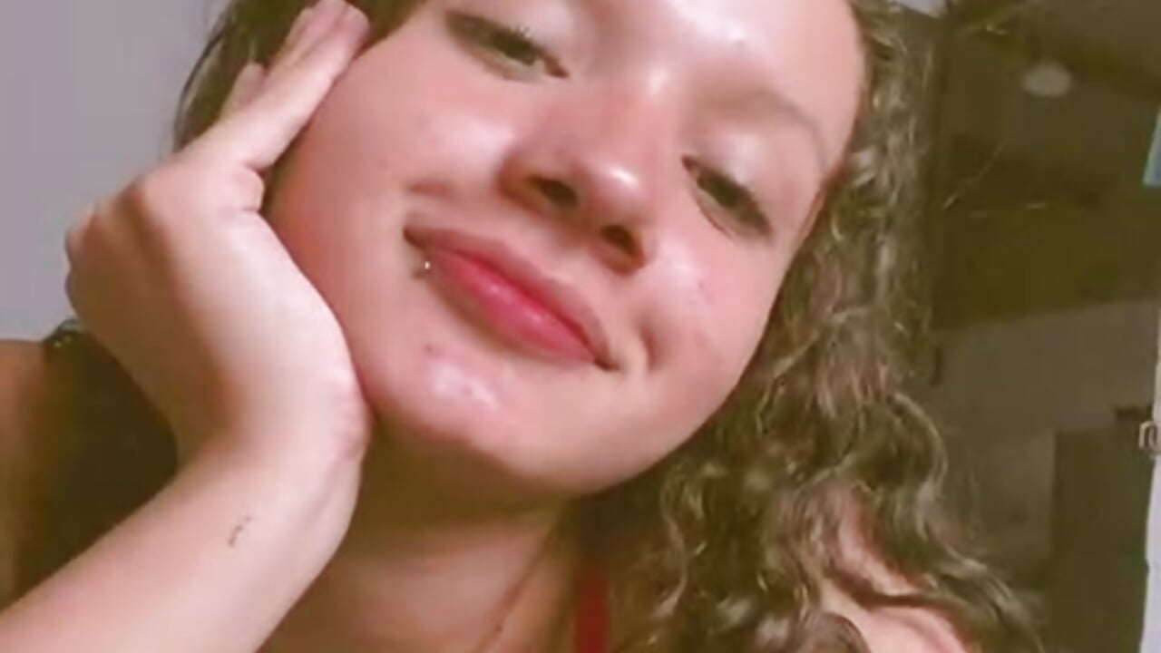 hi, my tender face hides my hot side 🎀😏 - video by seraphine_lark cam model