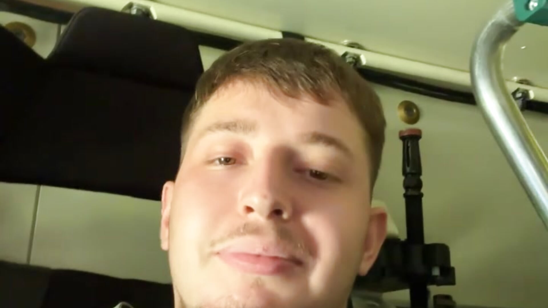 5F46EE88-9C3B-44CD-958F-A684D29D7169 - Nejo03主播的视频