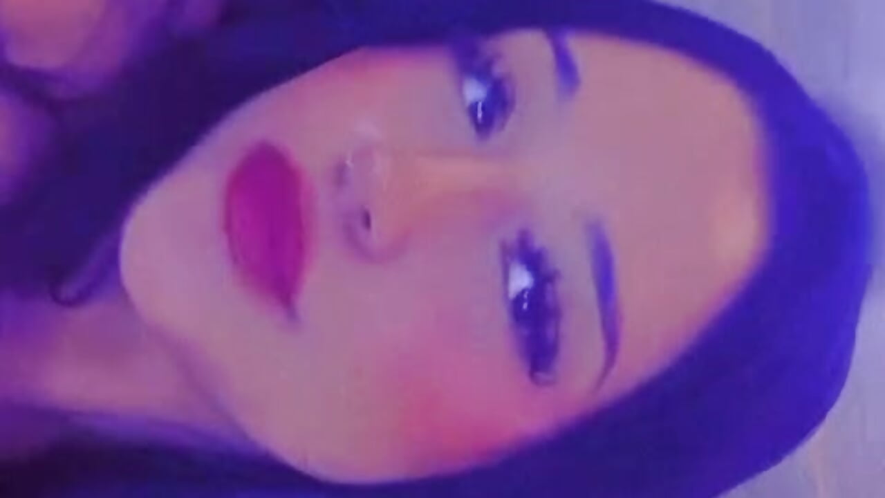 💜 - فيديو من Alana_moore موديل الكام