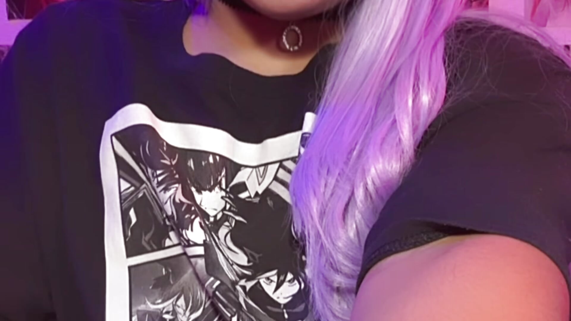 Me and myself - video di ErzaMontoroo modella di cam