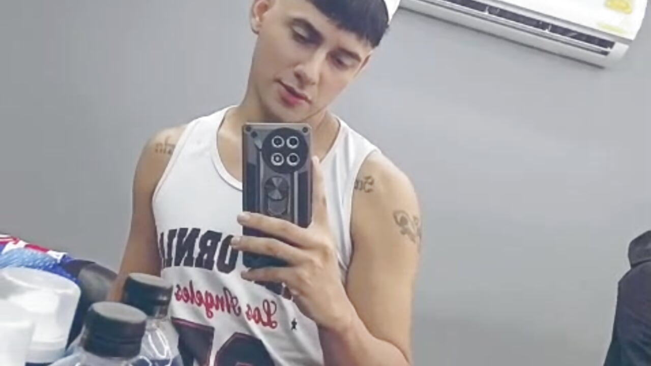 SEXY👑 - video by Sweet_kevin1 cam model