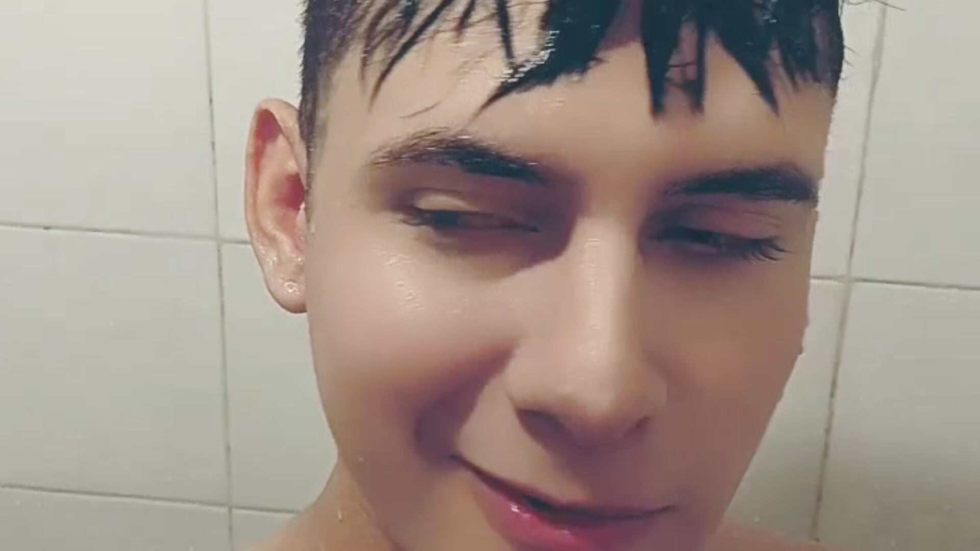 🚿🚿🚿 - video by Sweet_kevin1 cam model