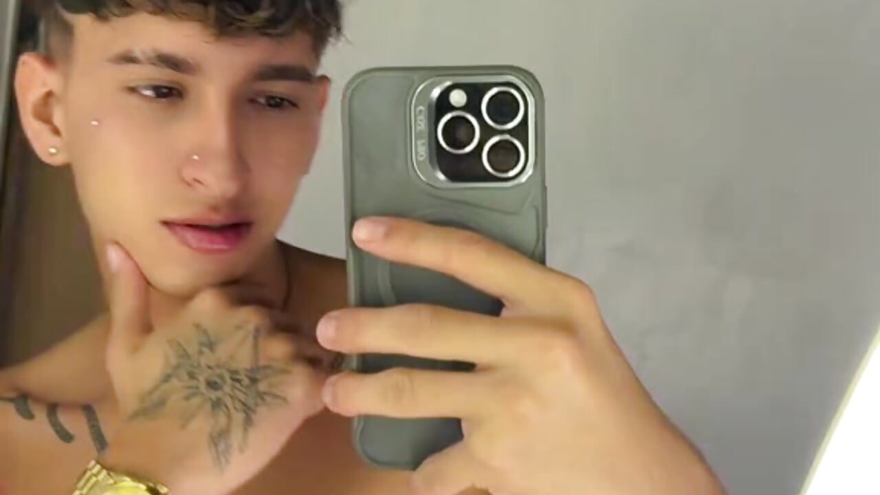 Hot🥵 – видео вебкам-модели neithan_sleitherx