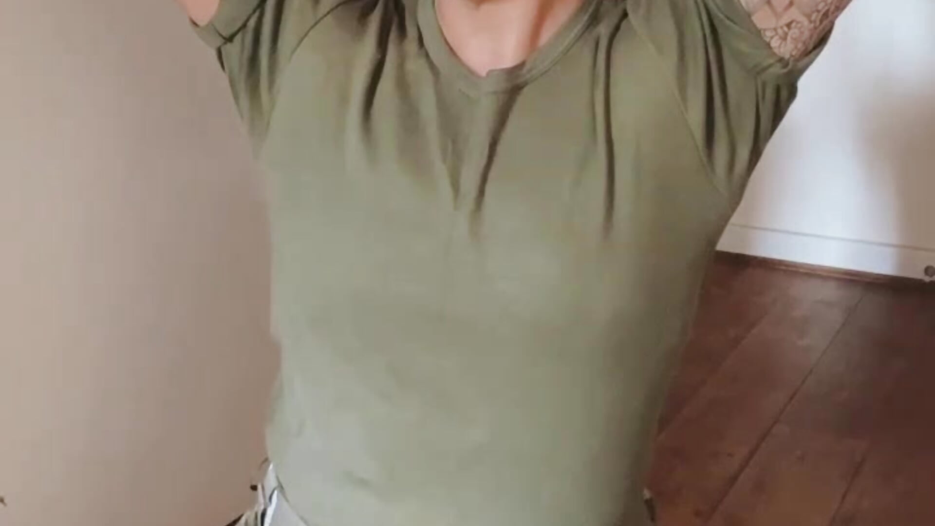 out_2023-08-18-23-29-19 - video av LadyBeccaX cam-modell