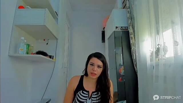 Helium fun :))))) - video by RedAssHottie cam model