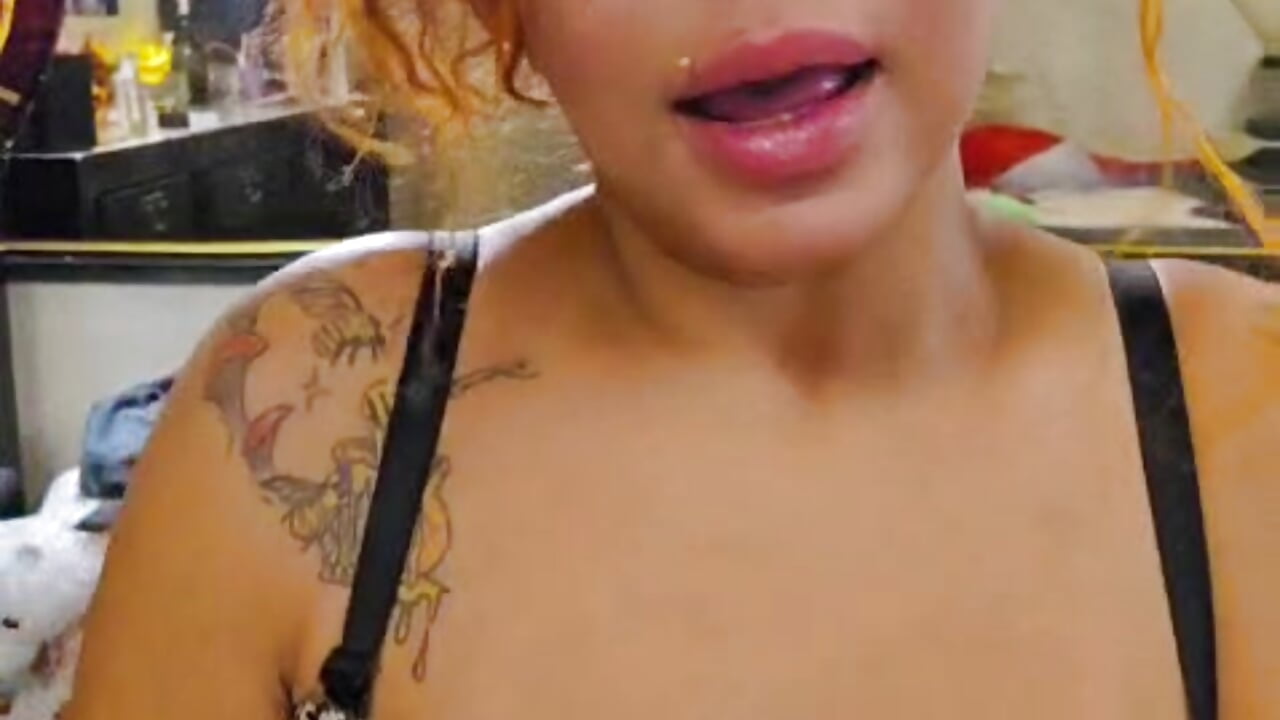 Praat met mij en luister good naar mama... - video di Mayahoneyd modella di cam