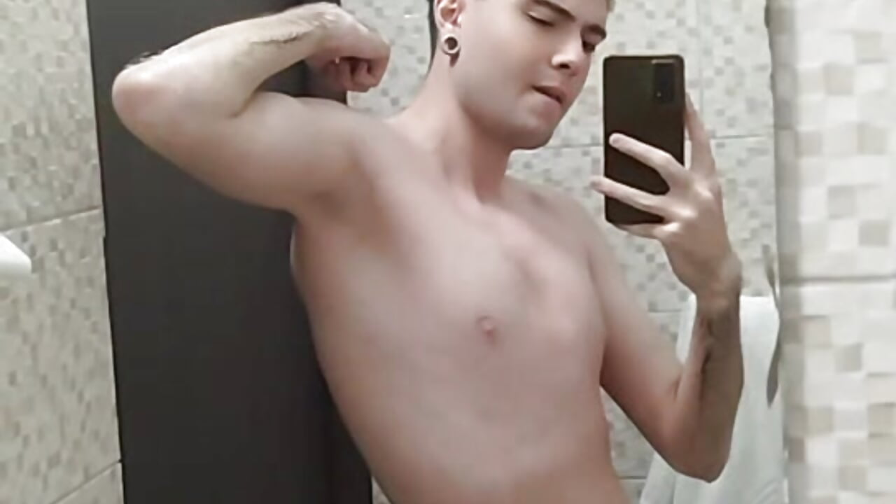 Snapchat-1413084203 - Video von IAmDucu Cam-Model