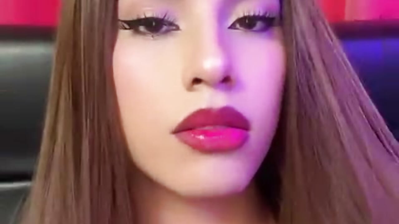 👸💕✨ - video by Mia_Blossoml__ cam model