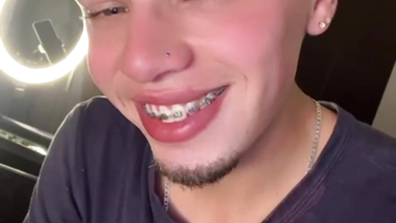 Hi - Angel_Stick adlı kamera modelinin videosu