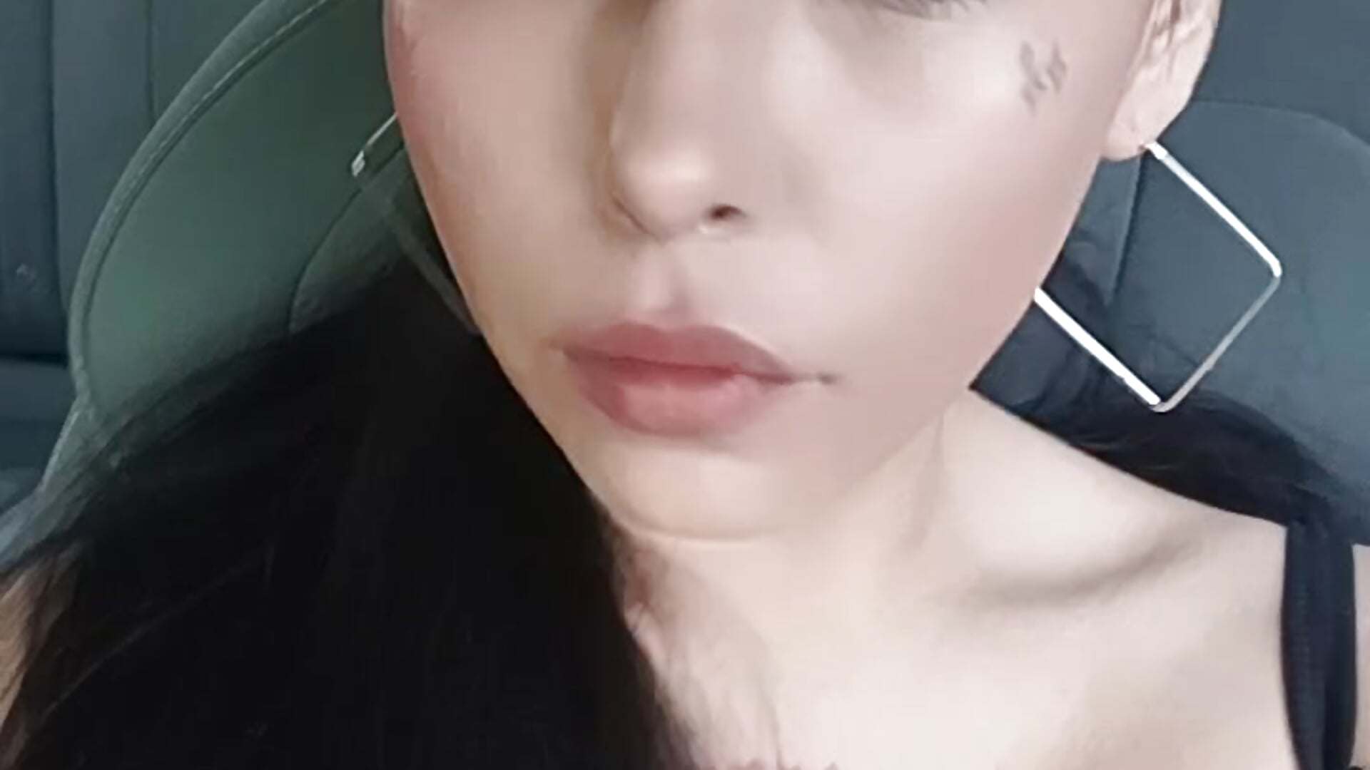 Sneak peak 🤪 - video by sexfantasy18 cam model