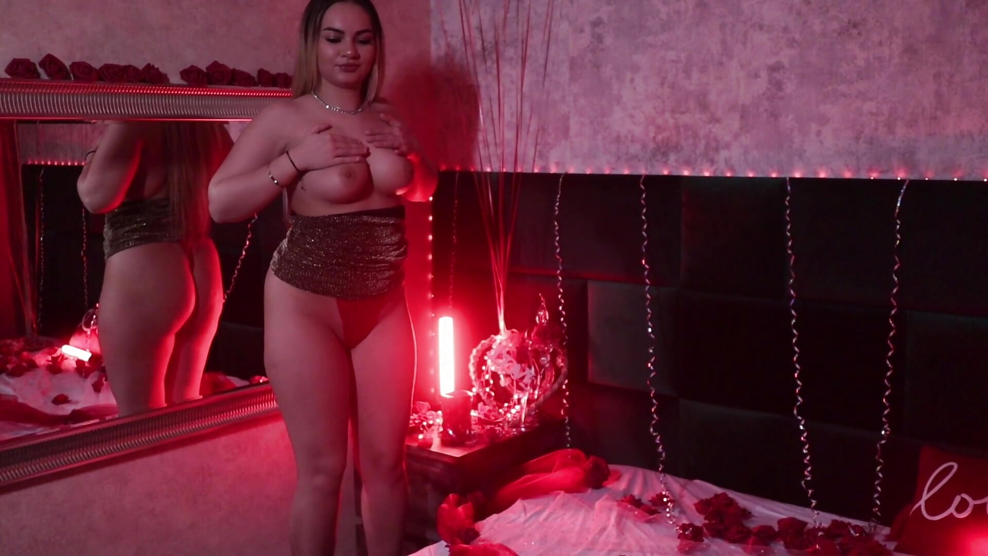 Undress me - DaliaHaven主播的视频