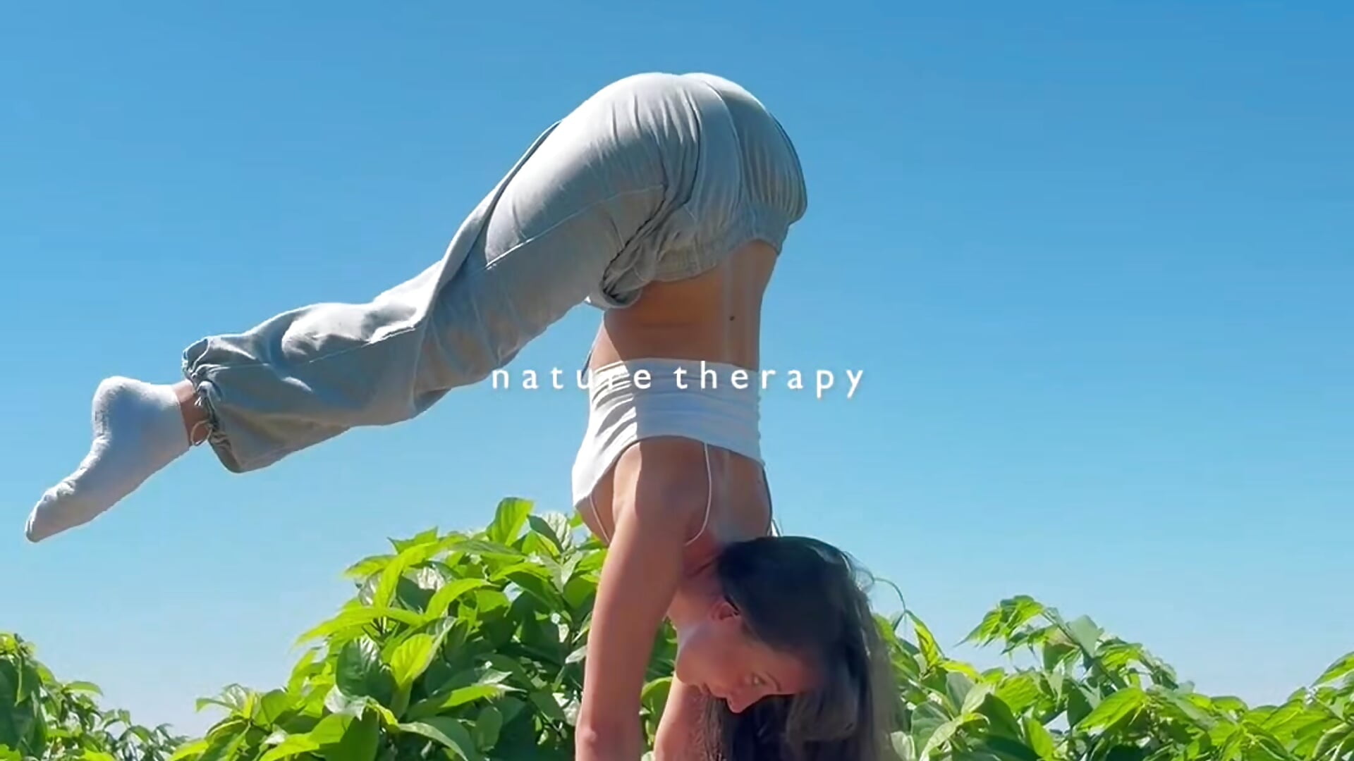 ❤️Body flexibility and grace ❤️ - video oleh FlexibleDoll_ kamera model