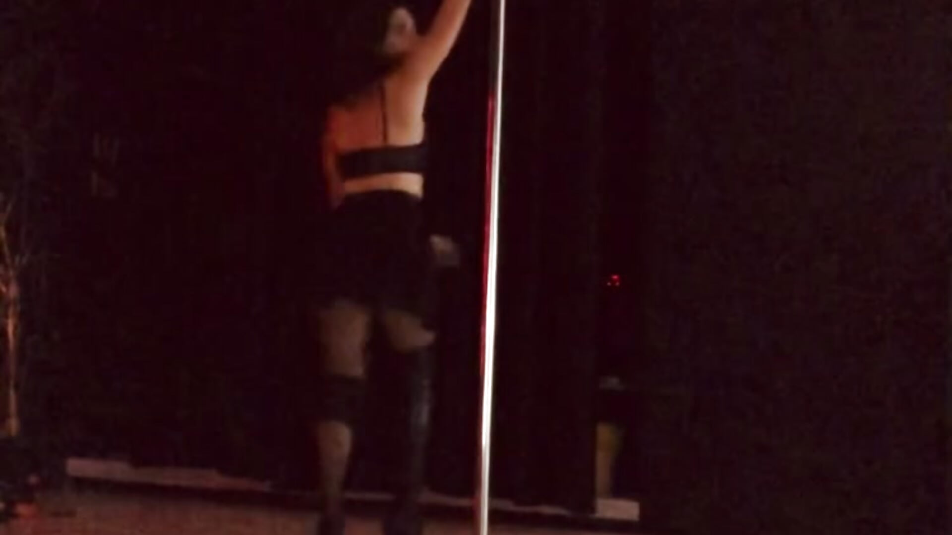 Behind the Scenes - Dark Country - vídeo de Sweetie_Cattt modelo de câmara