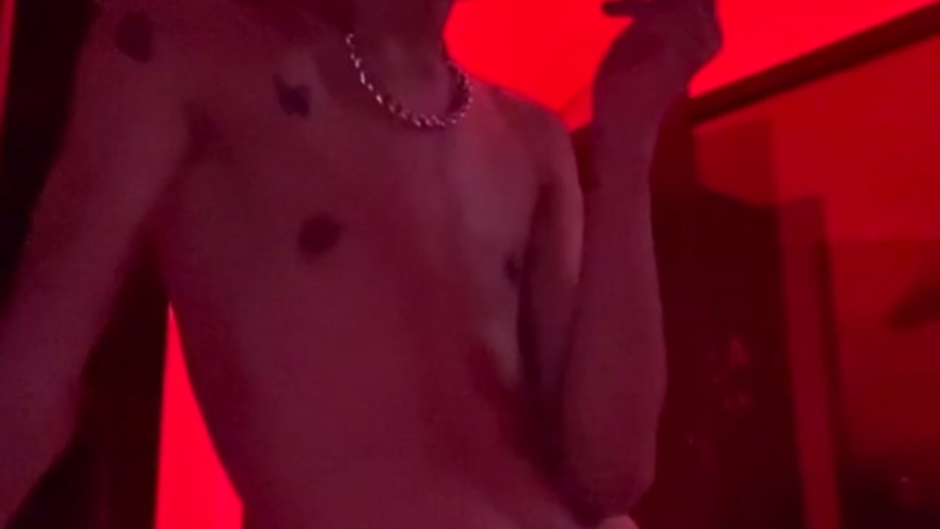 Relaxed and Smoking❤️‍🔥 - video của người mẫu cam Kitsuneplay_