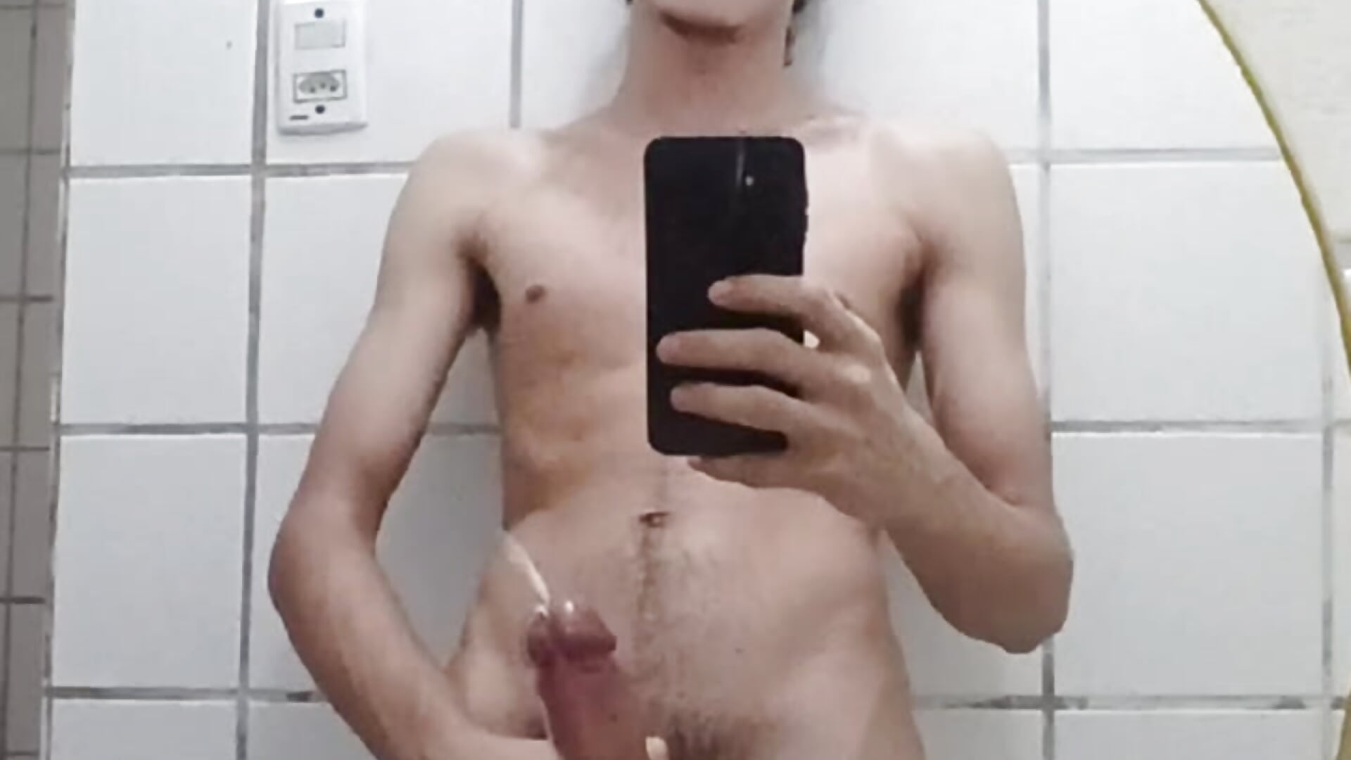 Gozada gemendo | cum moaning – video modela na kameri NovinSafadoBR