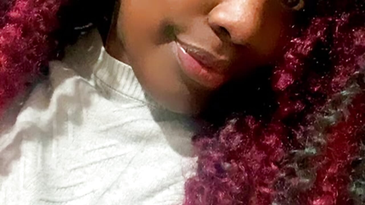 WhatsApp Video 2025-12-21 at 20,59,42 - video van CynthiaRamos cam-model