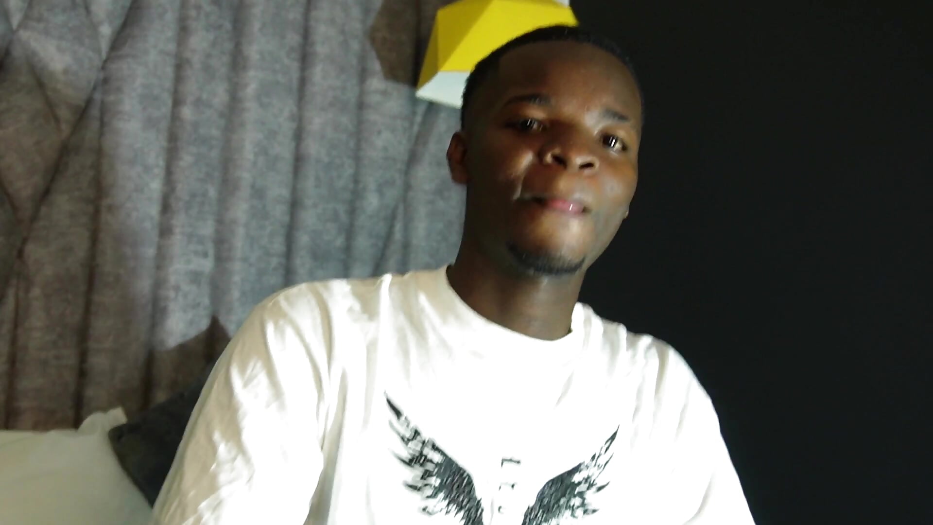 Ur boy sensual – видео вебкам-модели LucasBeckford