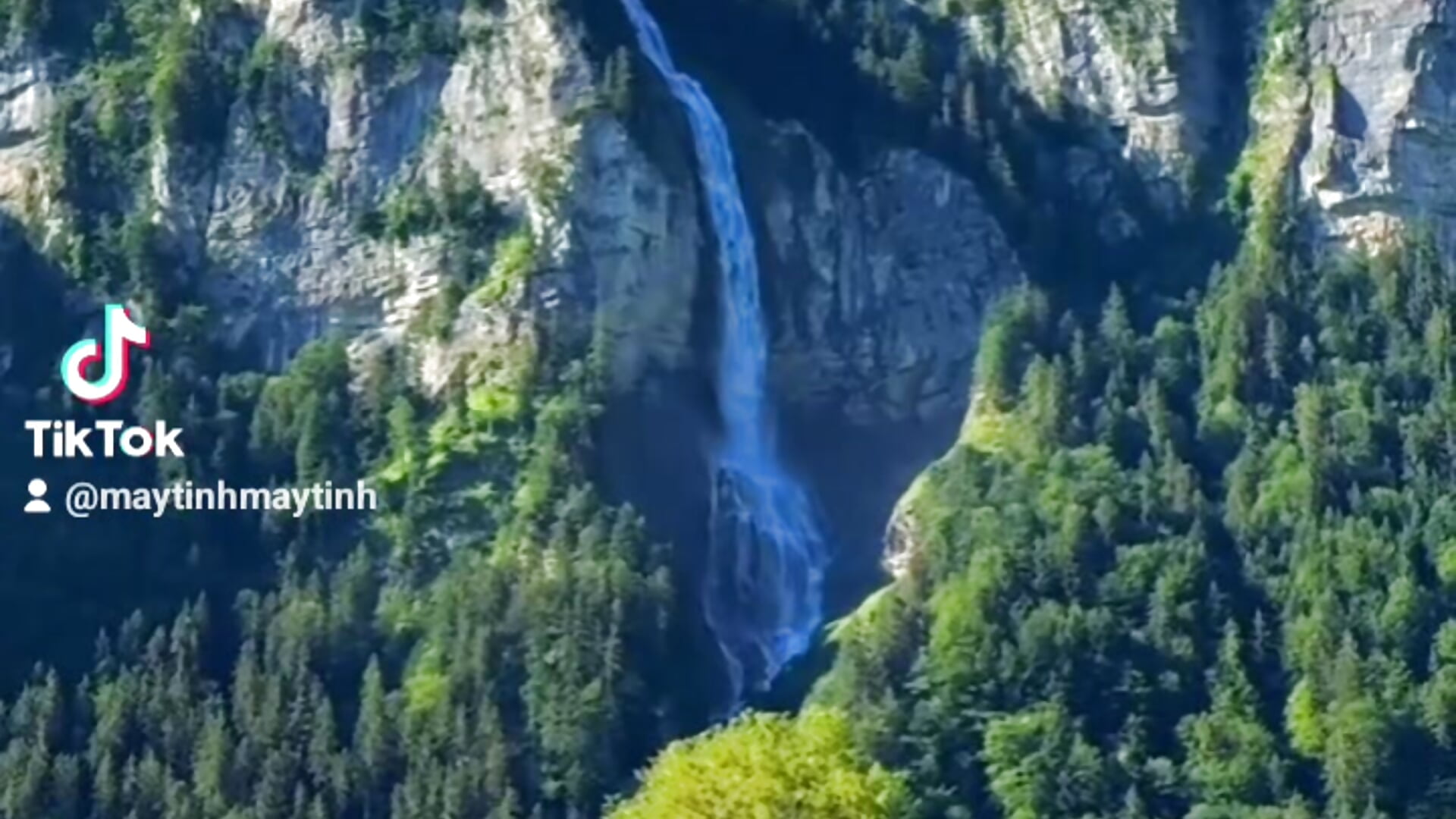 2026-01-16-205259789.mp4 - vidéo du modèle de showcams Mia--meo007