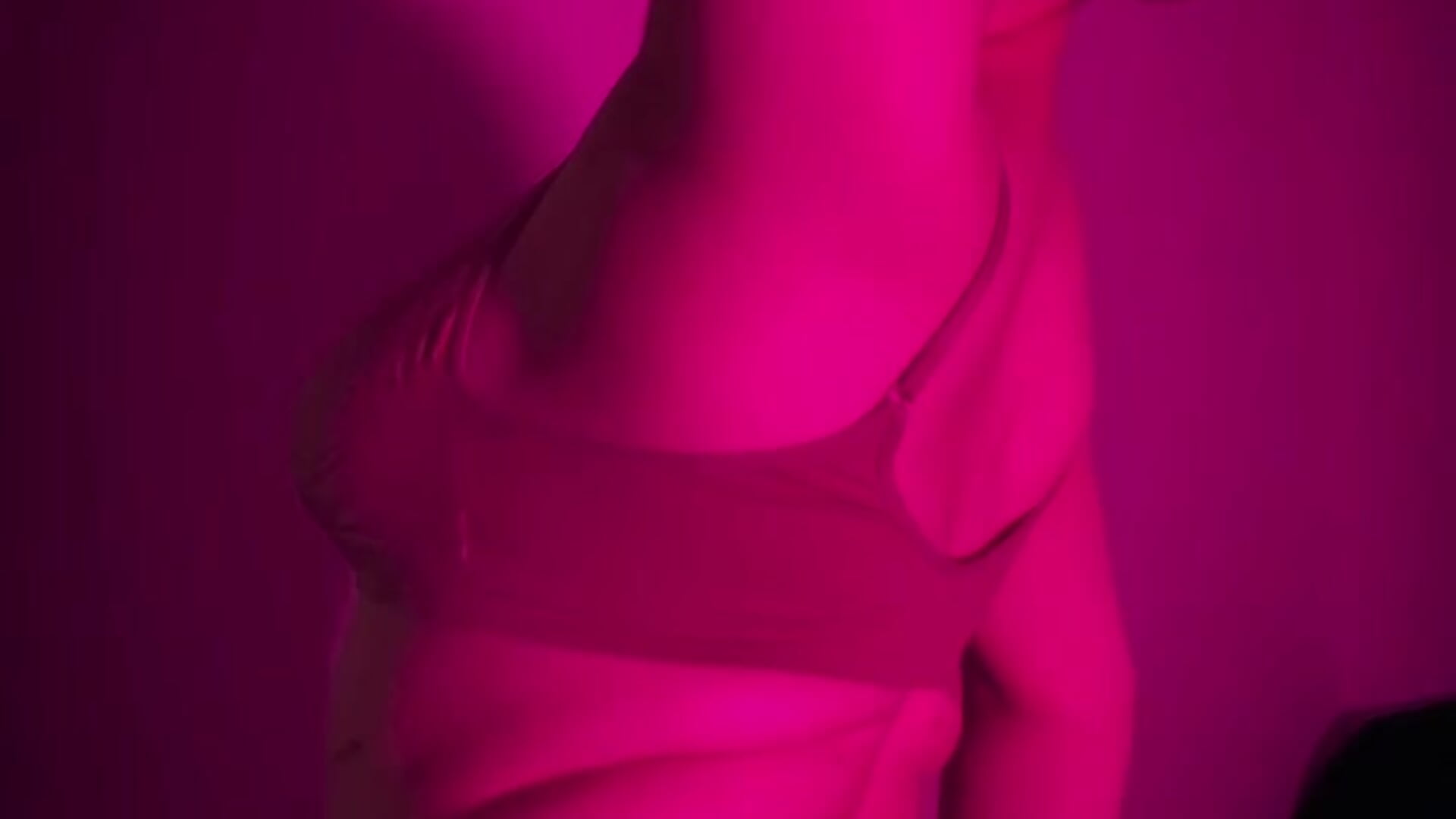 Pinky hihihih - Vídeo de starsonthesky, modelo de vídeos