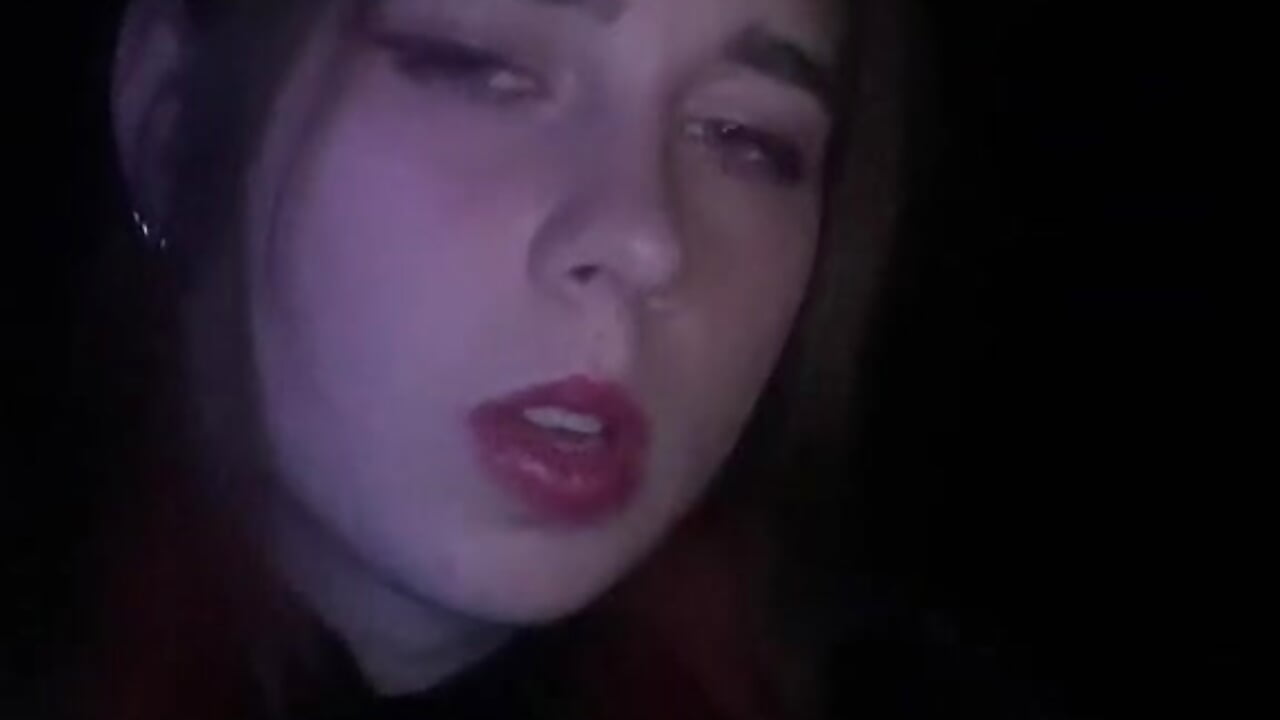 v09044g40000cko2m4rc77u6ku3d3250 - vídeo de KrissLimada modelo de câmara