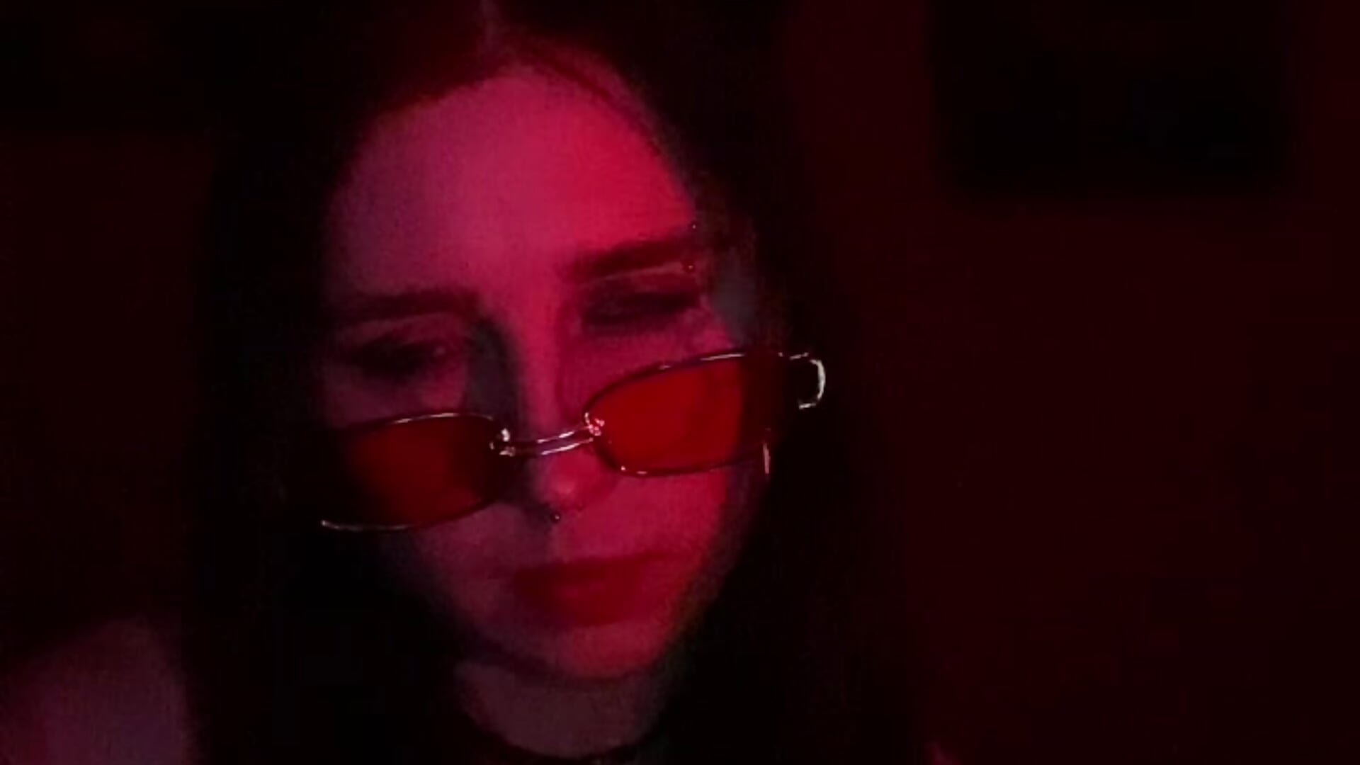 v14044g50000d66vg5fog65rtrtp2660 - vídeo de KrissLimada modelo de câmara