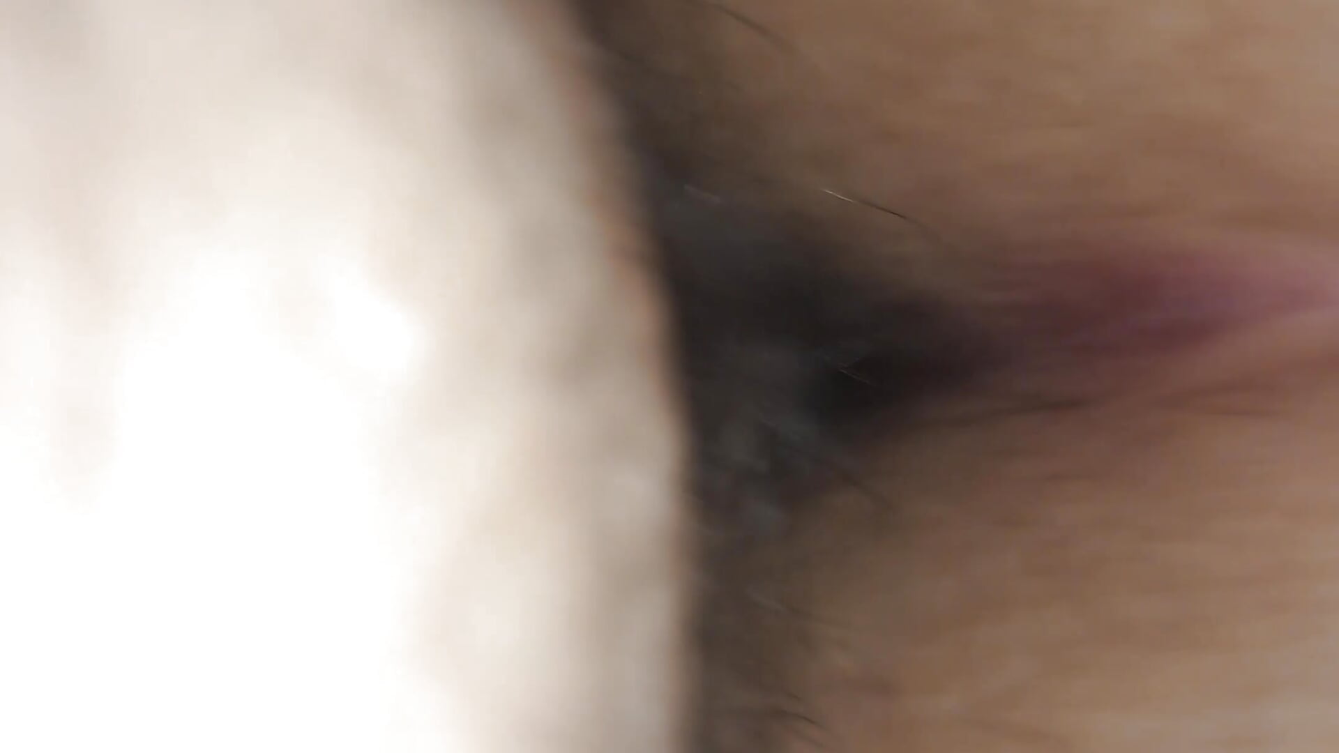 Pecorina a terra con la figa gonfia e fracica - video by ssccoollaarreettaaa cam model