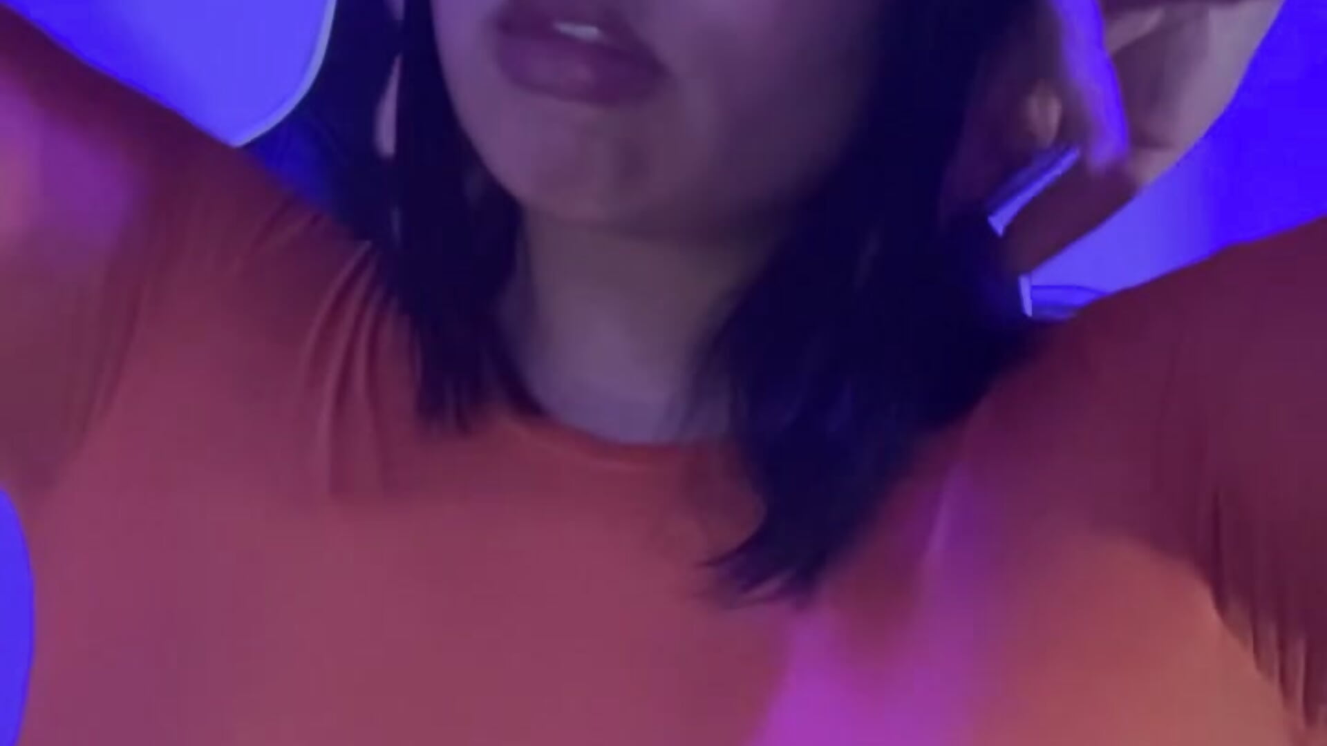 Throwback :3 – video od webkamerové modelky kuromixx444