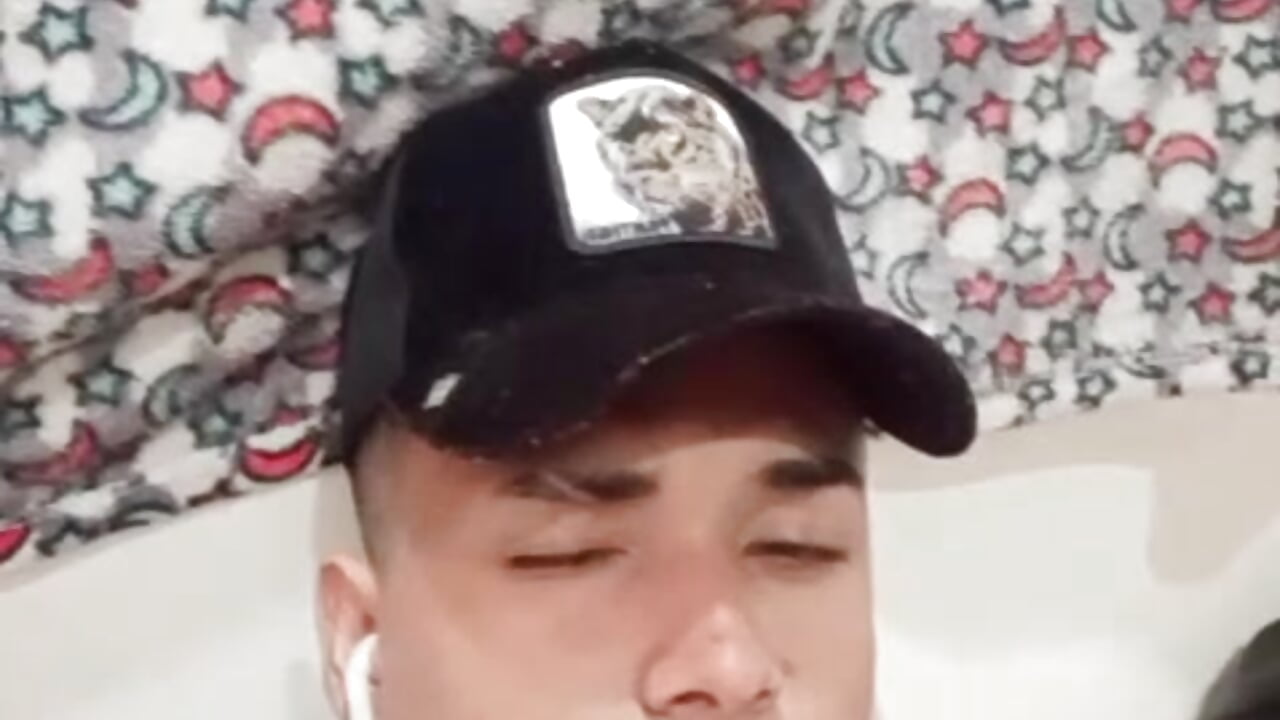 💜💜 - video di Sweet_David_ modella di cam