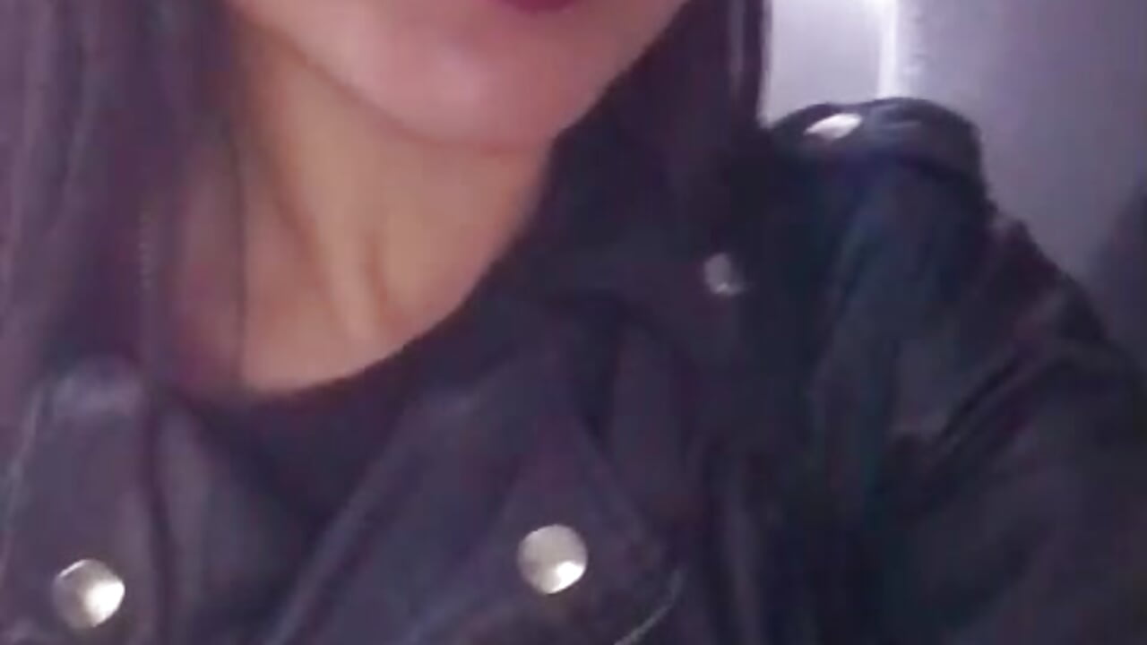 hello loves– Valenttina28 kameramodell videója