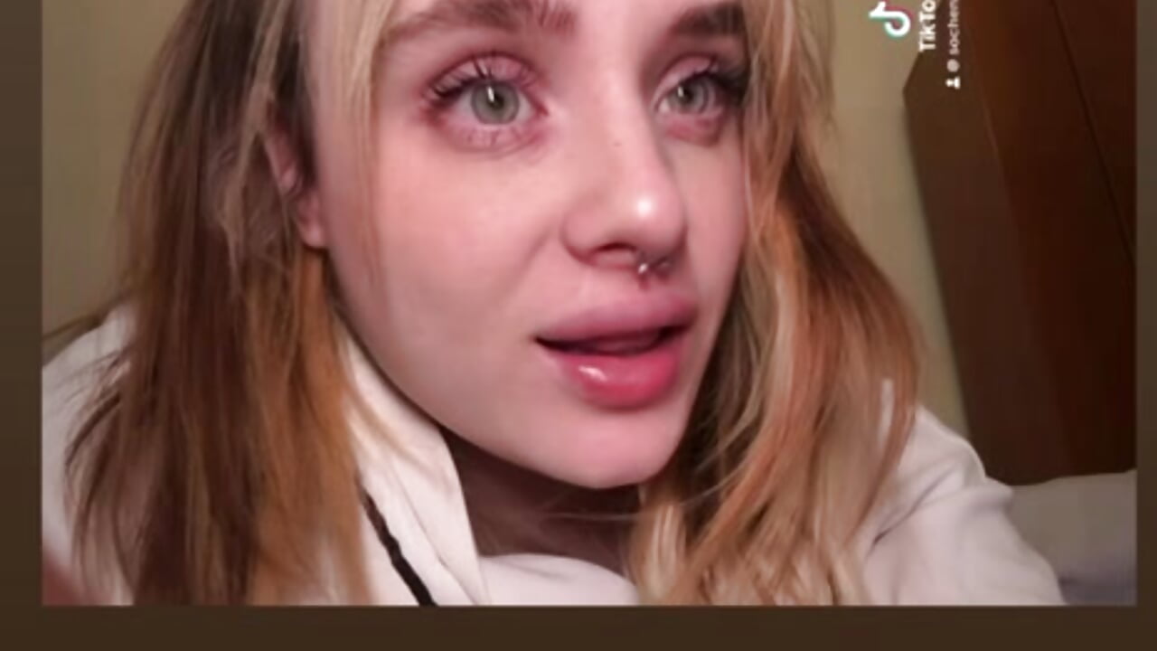 😈 - video oleh model kamera bambi_puff1