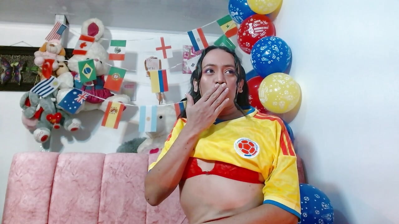 umm - Caticatrina adlı kamera modelinin videosu