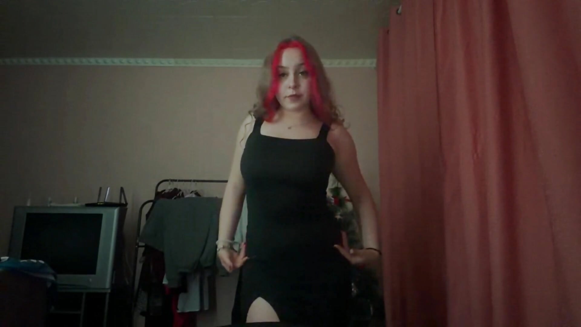 A little tease you - vídeo de la modelo de cam ZoraDearmon